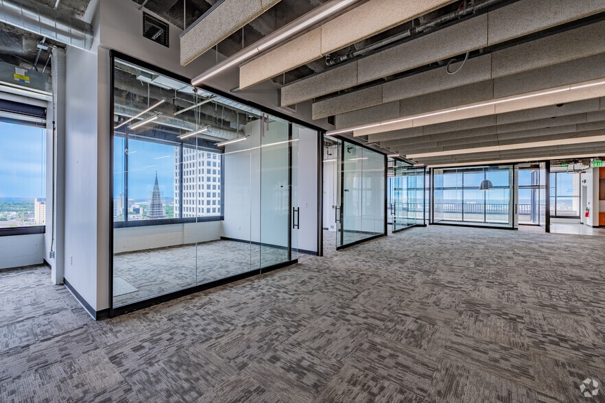 More Photos Of 601 S Boulder Ave, Tulsa Office For Sale