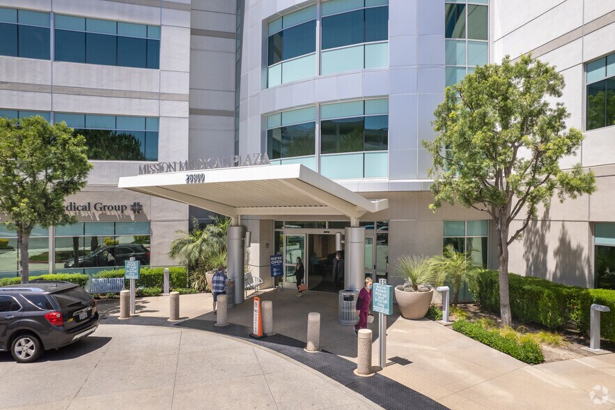 More Photos Of 26800 Crown Valley Pky, Mission Viejo Medical For Lease