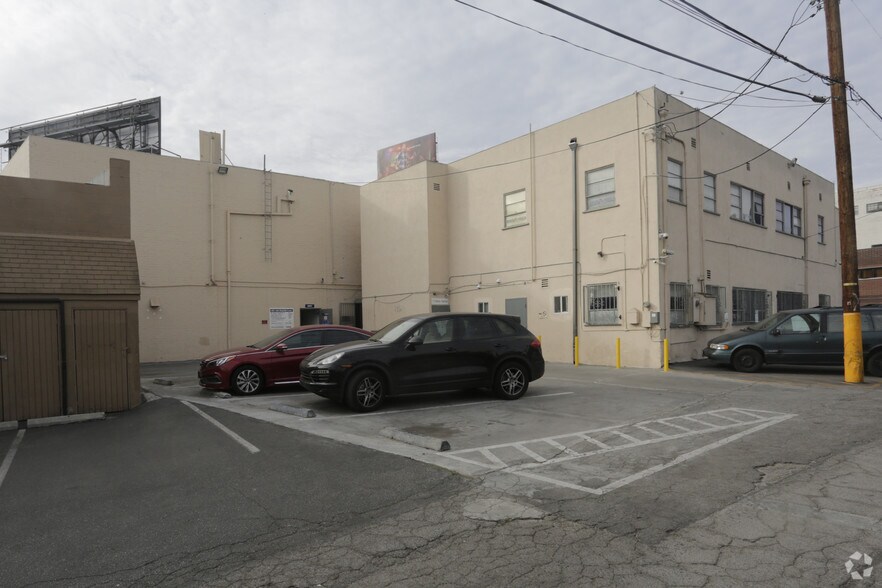 More Photos Of 4007-4009 Wilshire Blvd, Los Angeles Office Residential For Lease