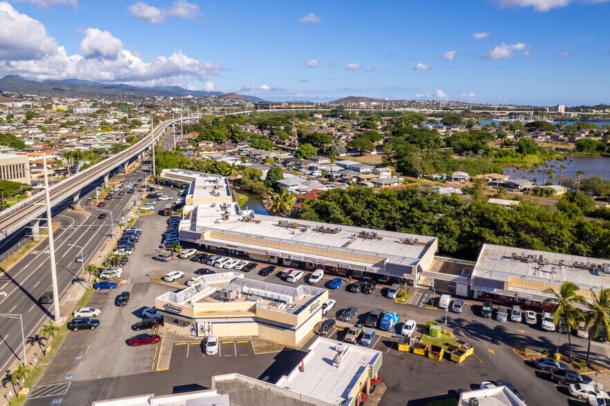 More Photos Of 98-199 Kamehameha Hwy, Aiea Unknown For Lease