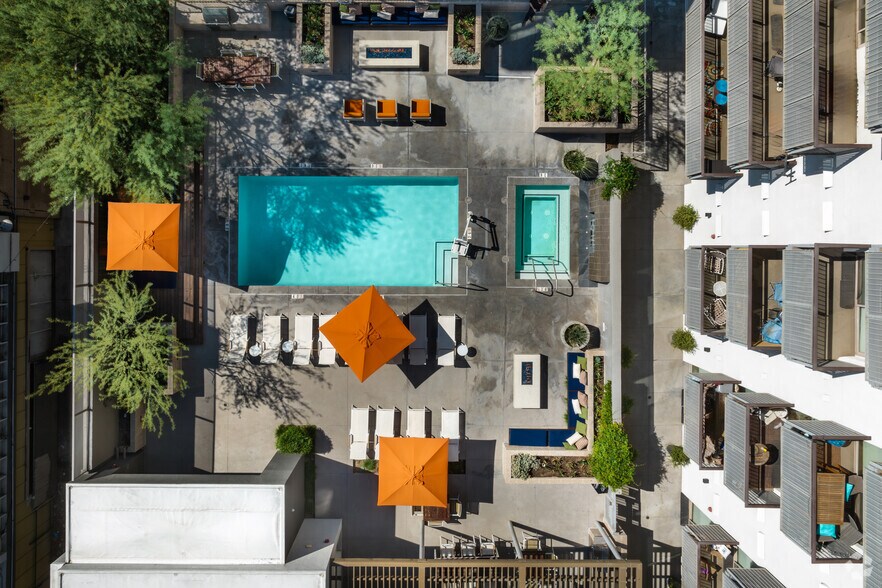 More Photos Of 3750 Main St, Riverside Apartments For Lease