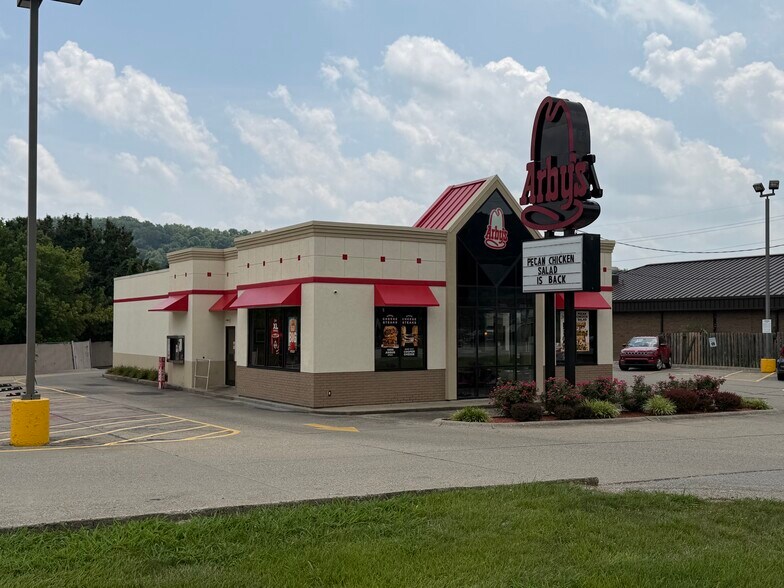 More Photos Of 3393 Madison Pike, Ft Wright Fast Food For Sale