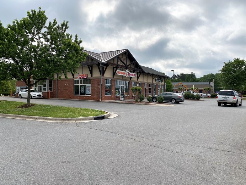 More Photos Of 1452 Yadkinville Rd, Mocksville Freestanding For Lease