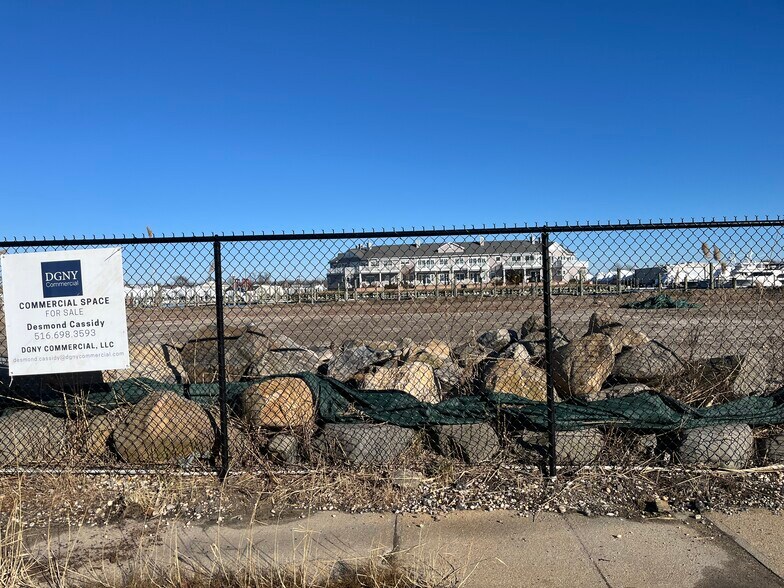 More Photos Of 55 Hudson Ave, Freeport Land For Sale