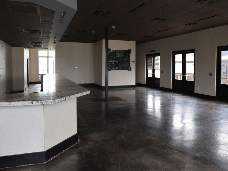 More Photos Of 167 Avondale Haslet Rd, Haslet Restaurant For Lease