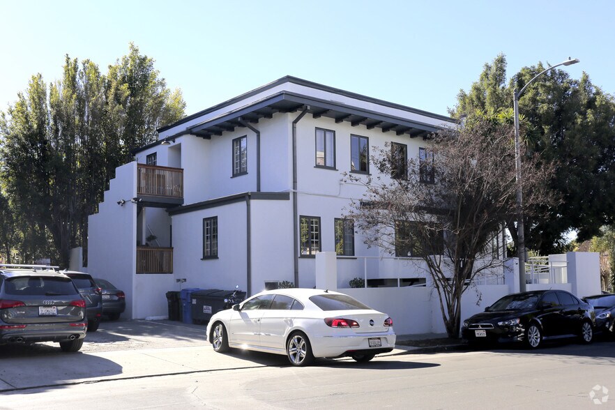 More Photos Of 588 N Larchmont Blvd, Los Angeles Office For Lease