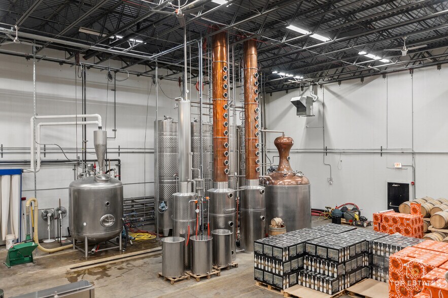 More Photos Of 2281 S Foster Ave, Wheeling Winery Vineyard For Sale