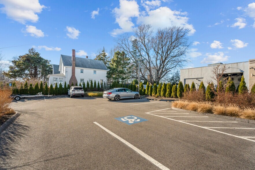More Photos Of 44 Williams Ave, Mystic General Retail For Sale