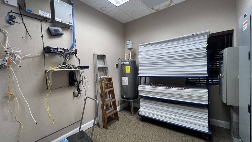 More Photos Of 8258 118th Ave N, Largo Medical For Sale