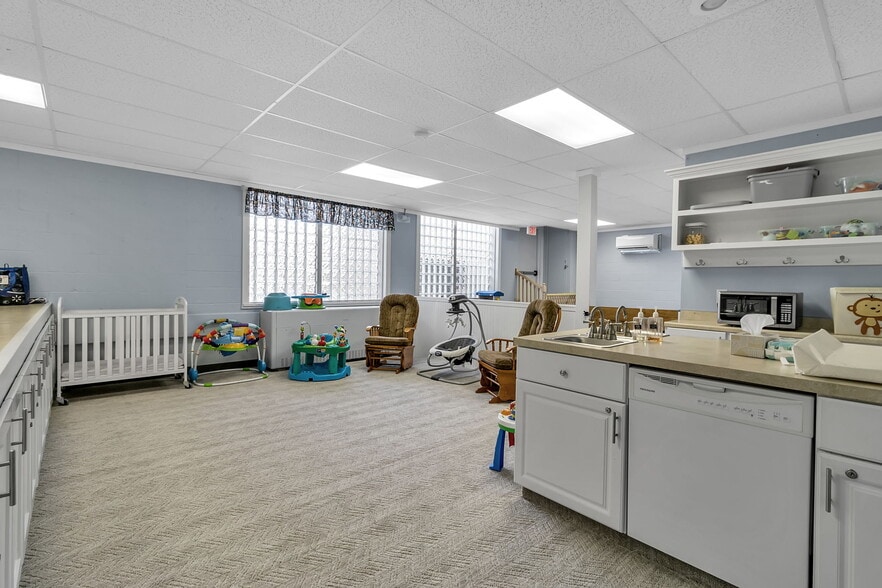 More Photos Of 383 Wheatfield St, North Tonawanda Religious Facility For Sale