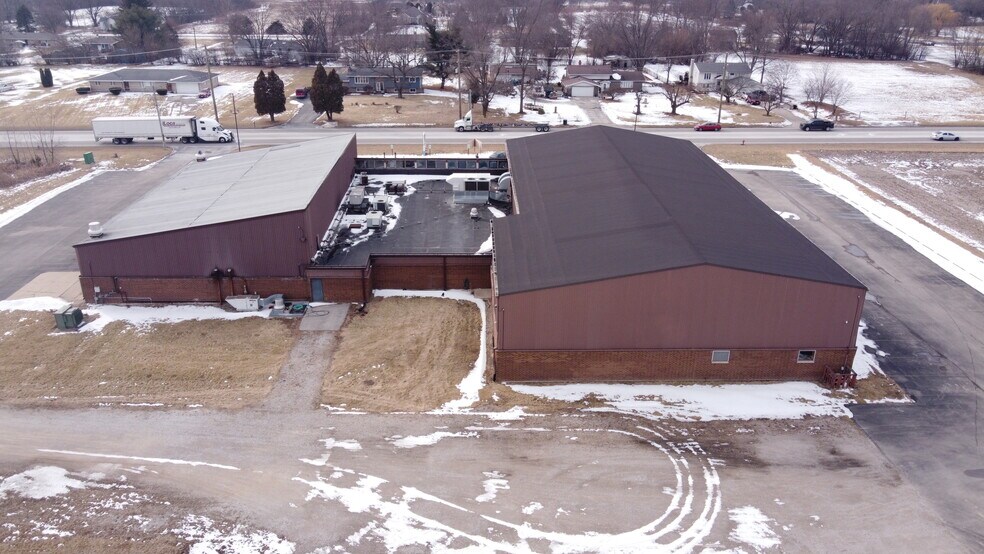 More Photos Of 1350 S Briggs St, Joliet Health Club For Sale