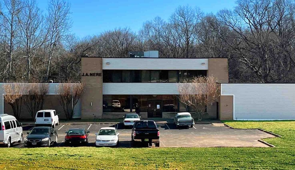 Primary Photo Of 181 Kings Hwy, Fredericksburg Office For Lease