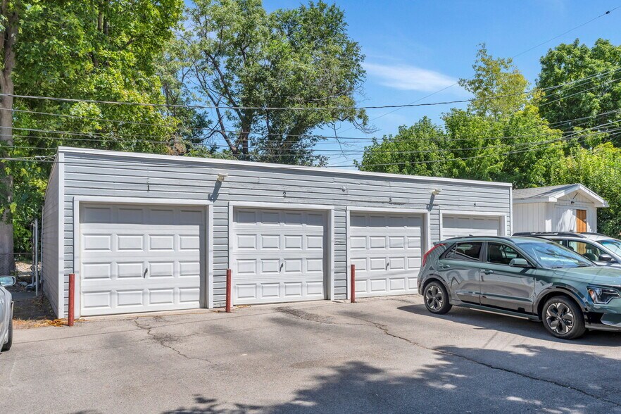 More Photos Of 1843 S 900 E, Salt Lake City Apartments For Sale