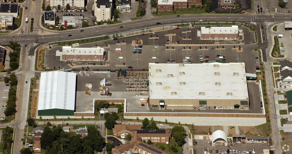 More Photos Of 1600 S Hanley Rd, Saint Louis Unknown For Lease