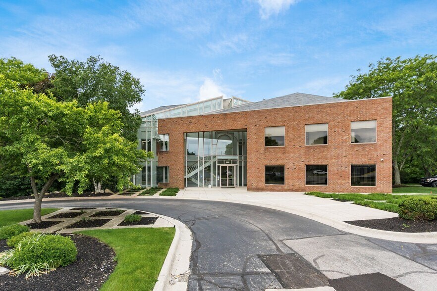 More Photos Of 8000 Ravines Edge Ct, Columbus Medical For Sale
