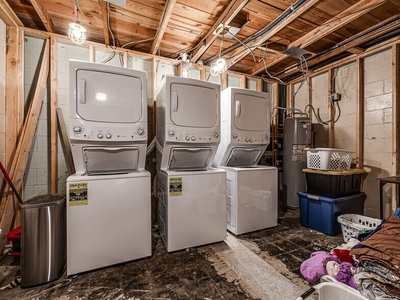 More Photos Of 3838 State St, Bartlesville General Retail For Sale