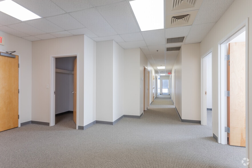 More Photos Of 308 W Rosemary St, Chapel Hill Office For Lease