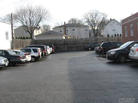 More Photos Of 99 Hillside Ave, Williston Park Medical For Lease