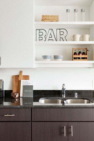 More Photos Of 309-NE Ulysses St, Minneapolis Apartments For Lease