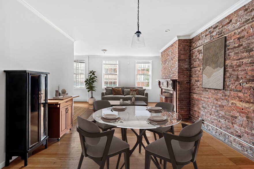 More Photos Of 94 Greenwich Ave, New York Apartments For Sale