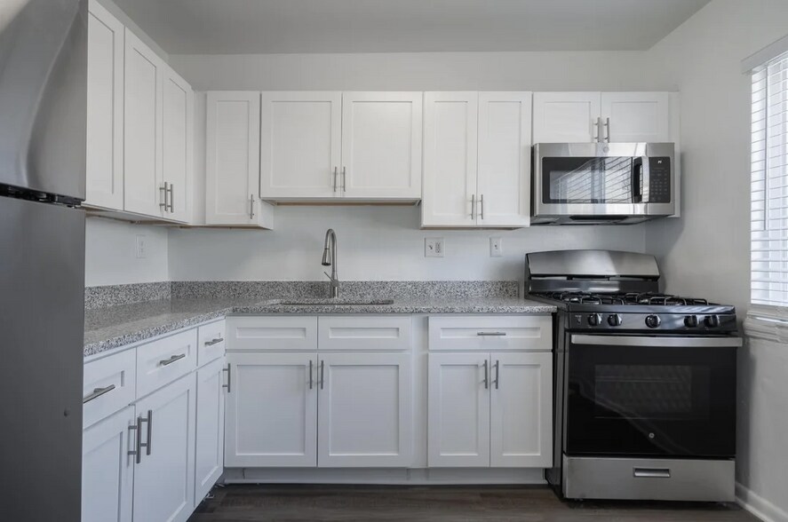 More Photos Of 3000 Cape Henry Ave, Norfolk Multifamily For Sale