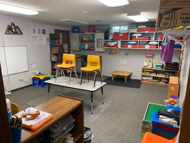 More Photos Of 16 S Summit Ave, Nora Springs Daycare Center For Lease