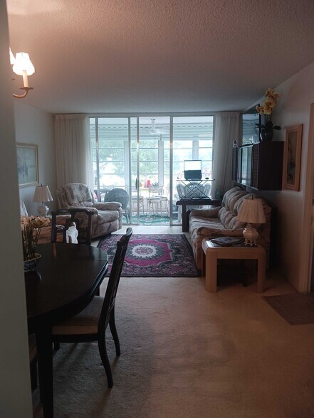 More Photos Of 3051 NW 48th Ave, Lauderdale Lakes Apartments For Sale