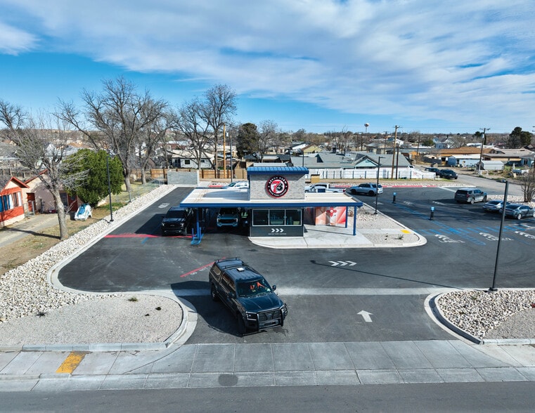 More Photos Of 1102 W Main St, Artesia Fast Food For Sale