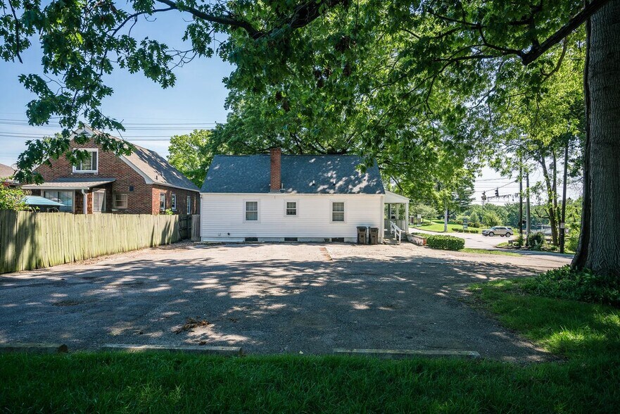 More Photos Of 1534 Poplar Level Rd, Louisville Office For Sale