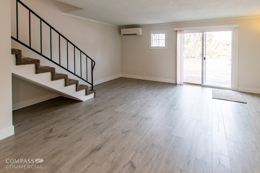 More Photos Of 931 NW Carlon Ave, Bend Multifamily For Sale