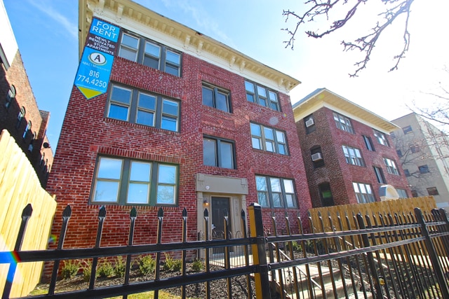 More Photos Of 3201-3211 Broadway St, Kansas City Apartments For Sale