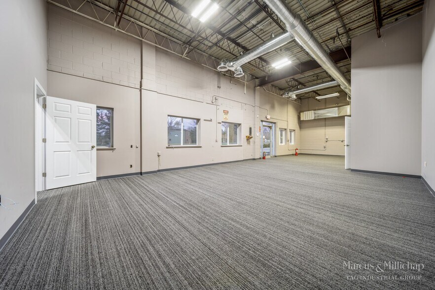 More Photos Of 5501 W Mill Rd, Milwaukee Manufacturing For Sale