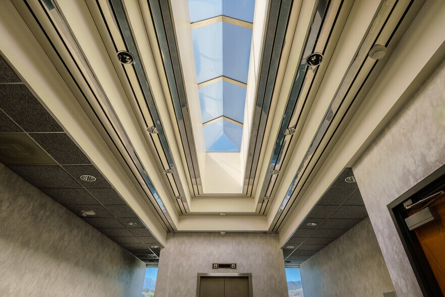 More Photos Of 3630 Sinton Rd, Colorado Springs Office For Sale