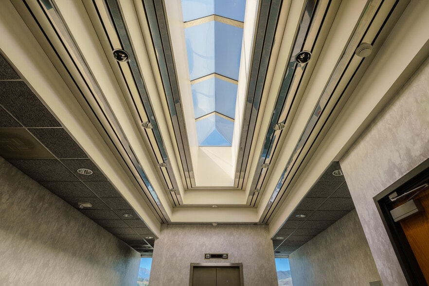 More Photos Of 3630 Sinton Rd, Colorado Springs Office For Sale