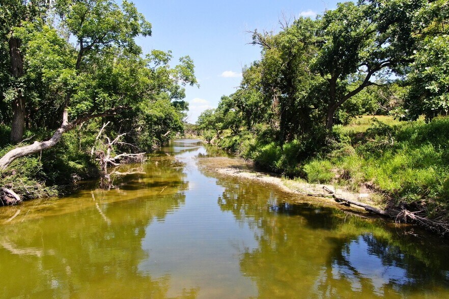 More Photos Of 1274 County Road 2806, Lampasas Land For Sale