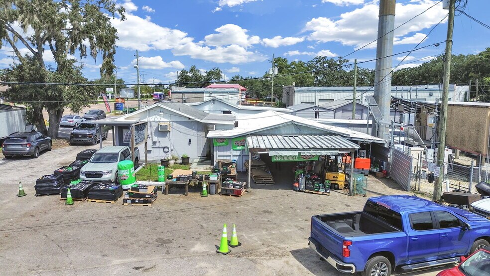More Photos Of 1814 S Parsons Ave, Seffner Auto Dealership For Sale