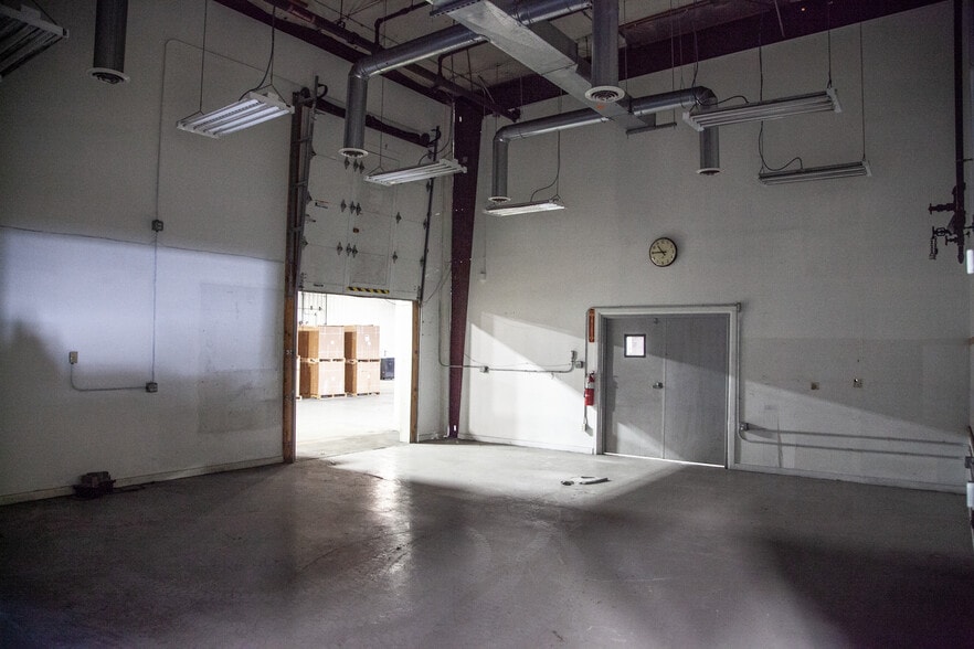 More Photos Of 139 Shields Dr, Bennington Manufacturing For Lease