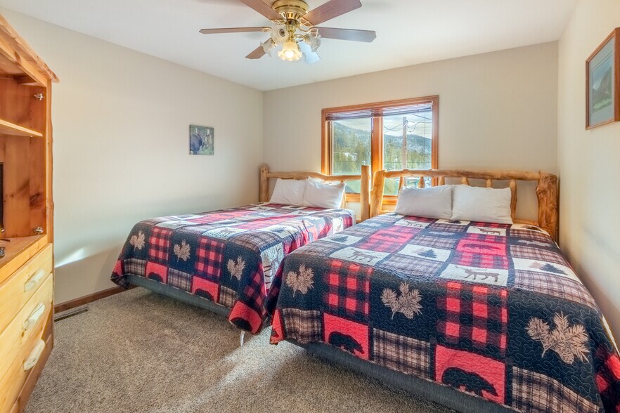 More Photos Of 416 Grand Ave, Grand Lake Hotel For Sale