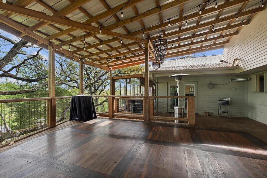 More Photos Of 381 W Guin Rd, Nixa Lodge Meeting Hall For Sale