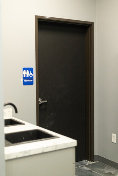 More Photos Of 3170 S Ridge Rd, McKinney Medical For Sale