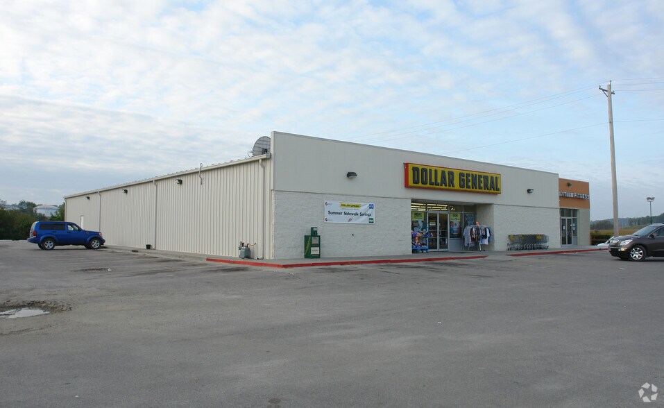 More Photos Of 1205 S Locust St, Glenwood Storefront For Sale