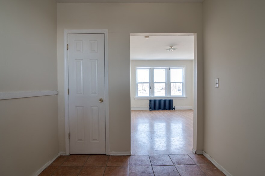 More Photos Of 5001 S Grand Blvd, Saint Louis Apartments For Sale