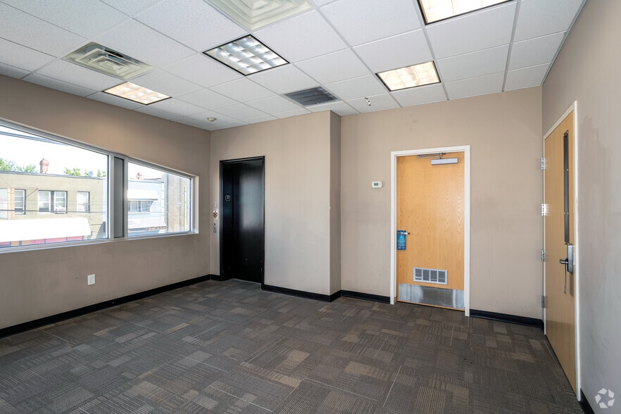 More Photos Of 8015-8021 Frankford Ave, Philadelphia Medical For Lease