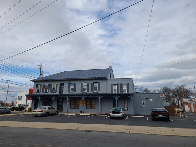 Primary Photo Of 5005 Kutztown Rd, Temple Storefront Retail Residential For Sale