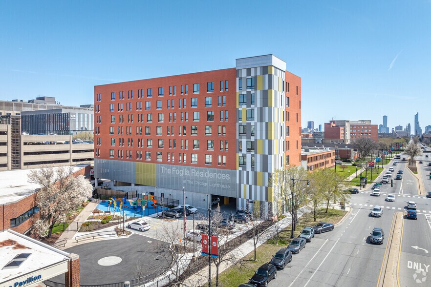 More Photos Of 1134 S Wood St, Chicago Apartments For Lease