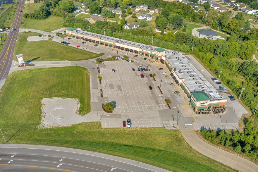 More Photos Of 1209-1279 Main St, Imperial Unknown For Lease