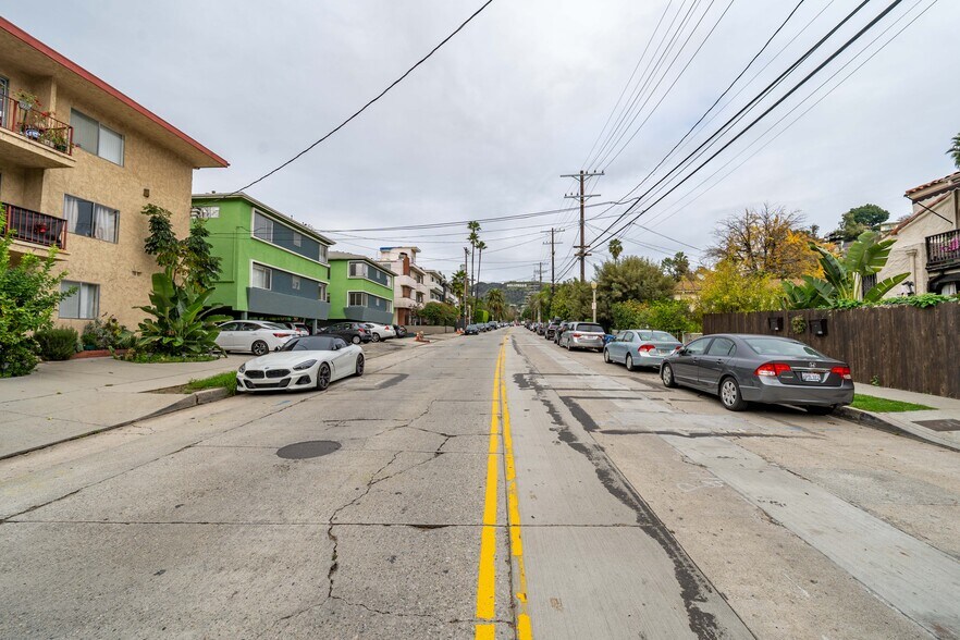 More Photos Of 2421 N Beachwood Dr, Los Angeles Multifamily For Sale
