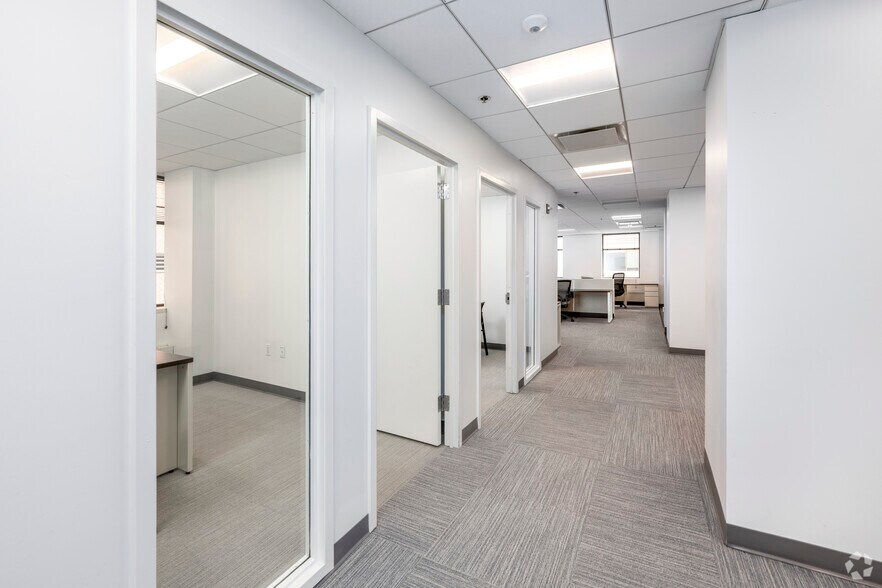 More Photos Of 1101 14th St NW, Washington Office For Lease