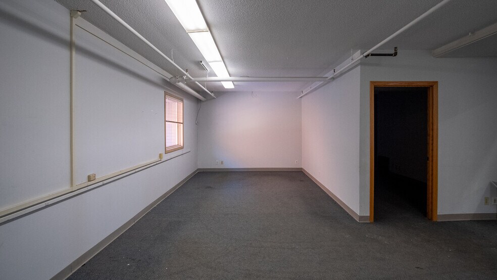 More Photos Of 5140 Moundview Dr, Red Wing Manufacturing For Lease