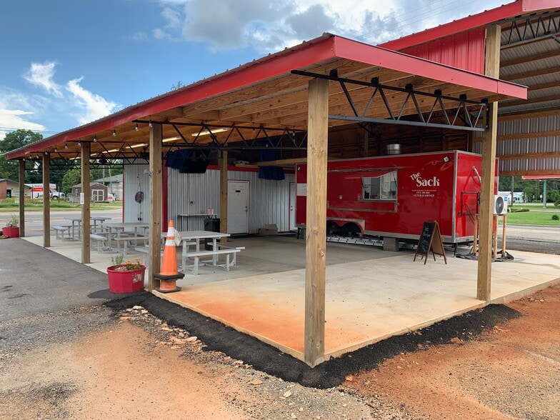 Primary Photo Of 300 E Magnolia Ave, Geneva Land For Sale